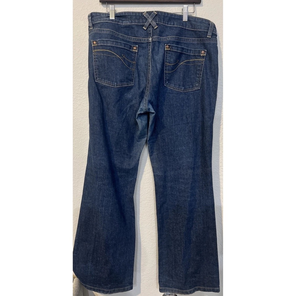 DKNY Ludlow Jeans BLUE DENIM Bootcut Dark Wash 37" X 30.5"Casual SIZE 16